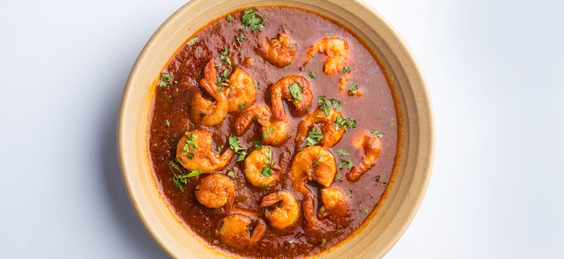 Naadan Prawns Curry (Varutharachathu)